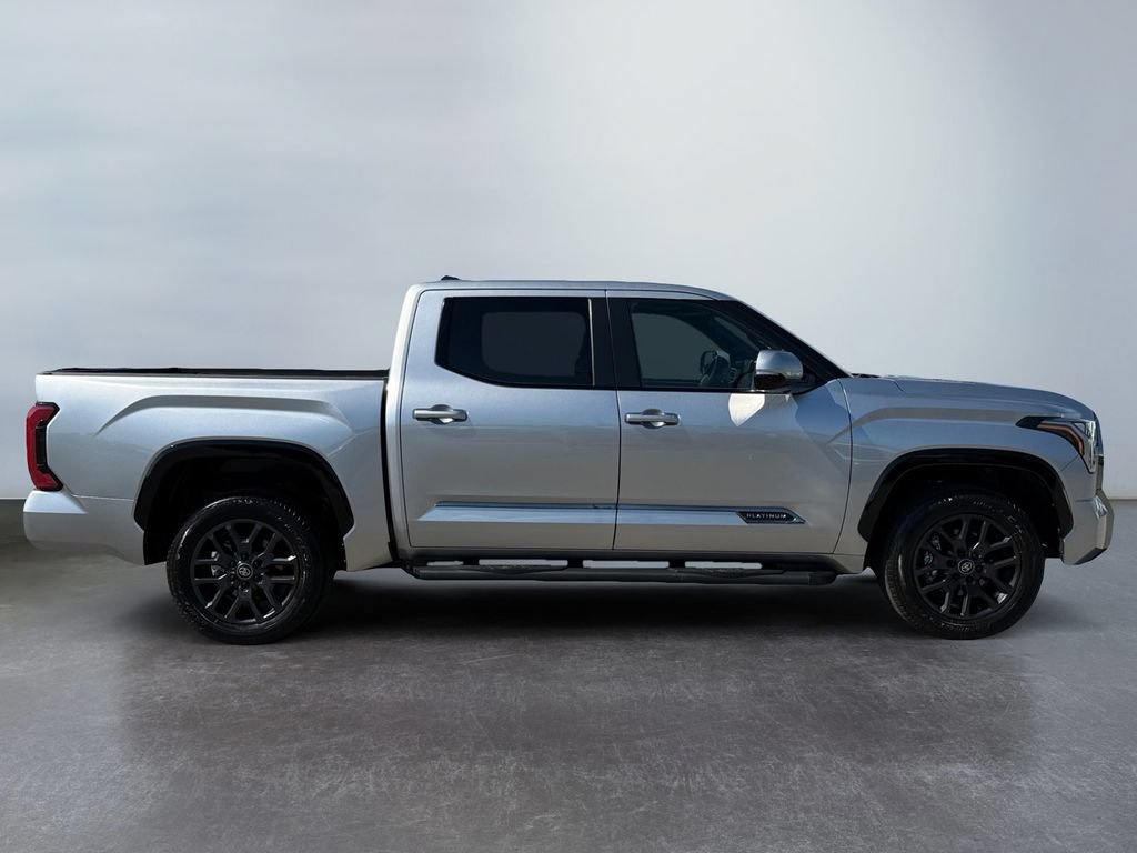 Used 2025 Toyota Tundra Platinum AWD/4WD image 2