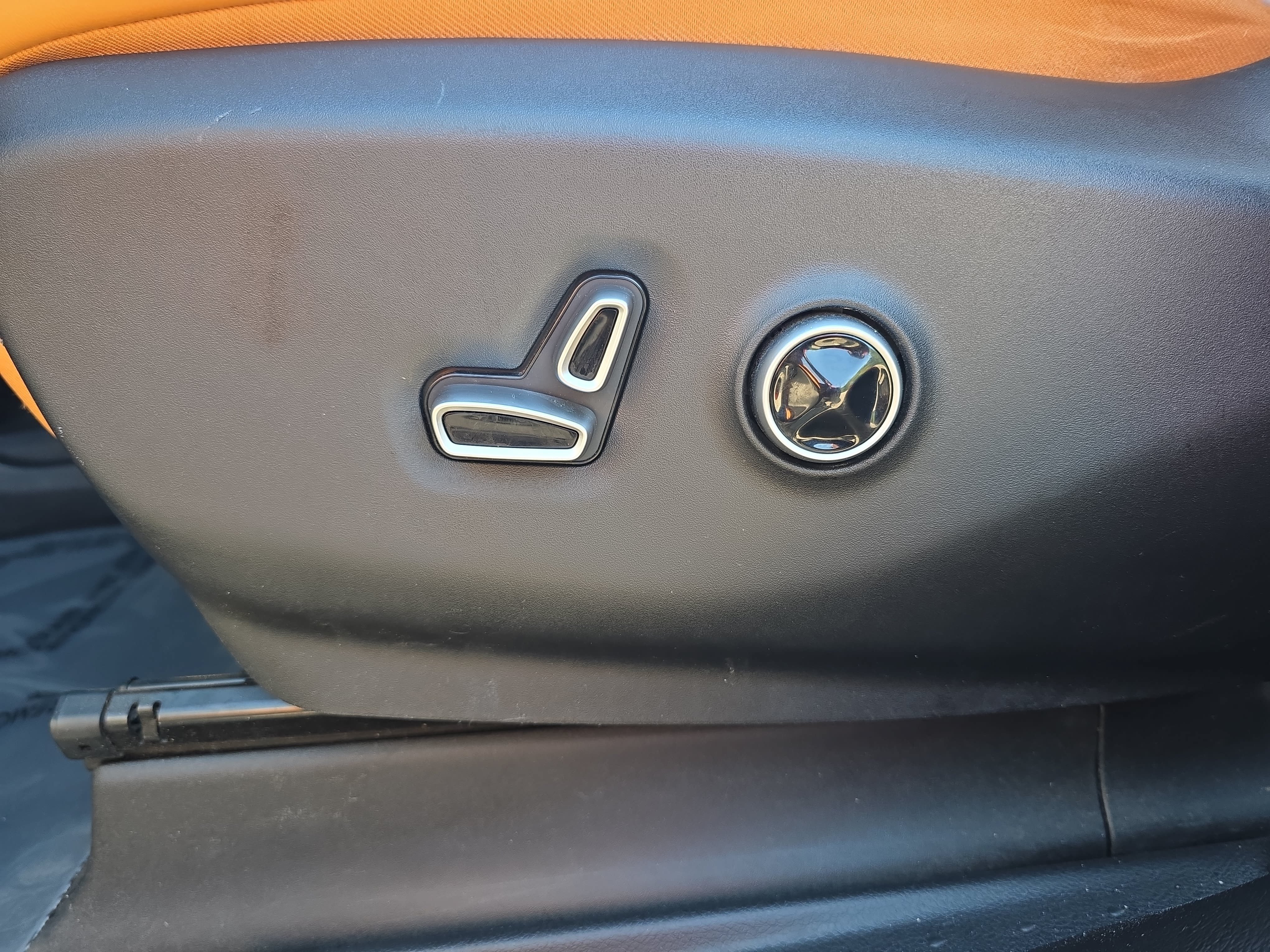 Used 2021 Chrysler Pacifica Pinnacle FWD image 30