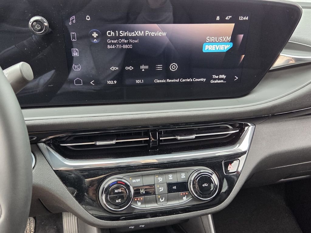 Used 2025 Buick Envista Sport Touring w/ Convenience I Package image 15