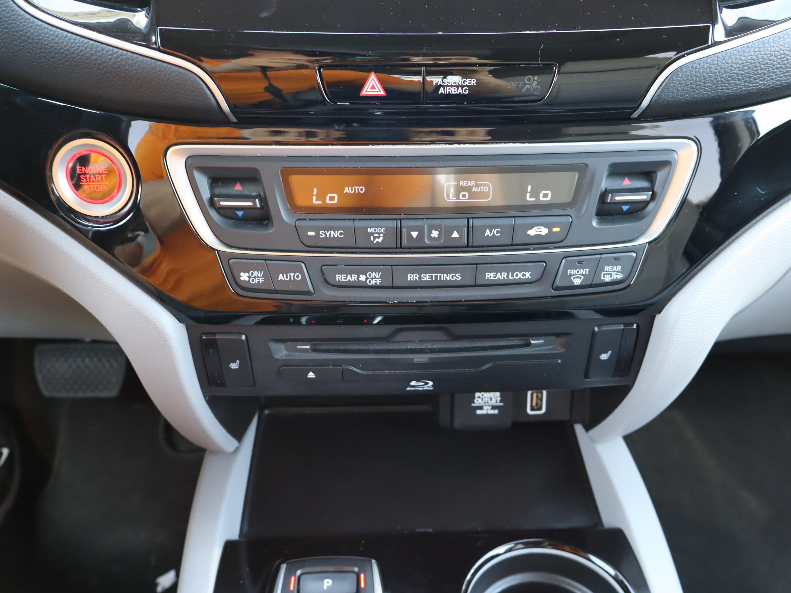 Used 2022 Honda Pilot Touring image 29