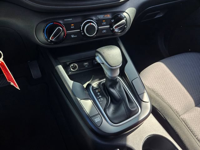 Used 2024 Kia Soul LX w/ Option Group 015 FWD image 17