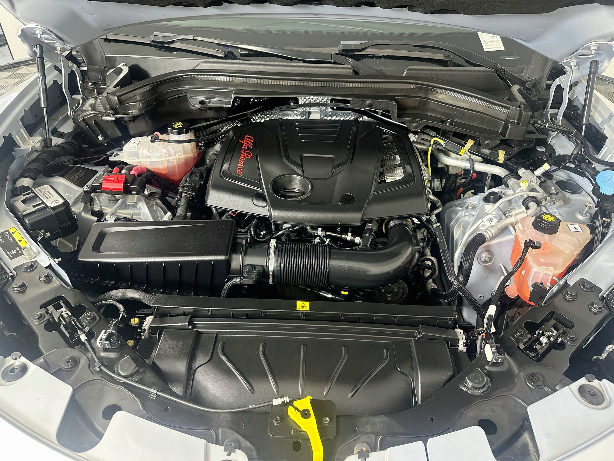 Used 2023 Alfa Romeo Stelvio Sprint RWD image 35