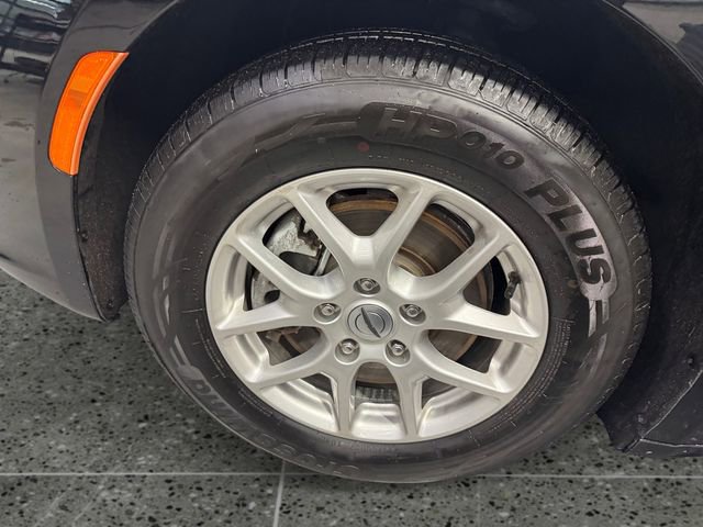 Used 2024 Chrysler Pacifica Touring-L image 24