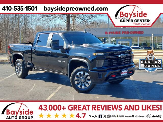 Used 2024 Chevrolet Silverado 2500 Custom w/ Custom Value Package image 1