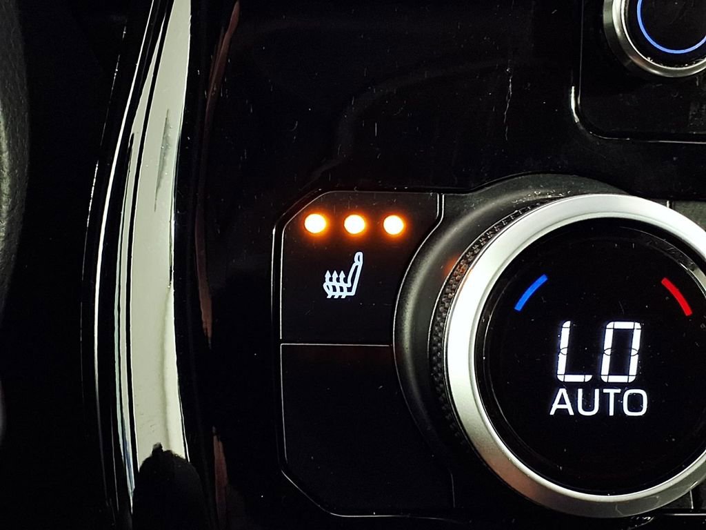 Used 2021 Toyota Highlander XSE image 17