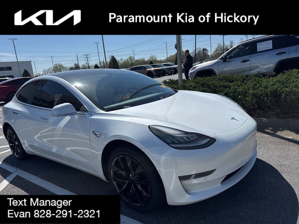 Used 2019 Tesla Model 3 Standard Range Plus image 2