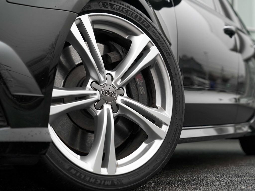 Used 2016 Audi S6 Prestige w/ Prestige Package image 7