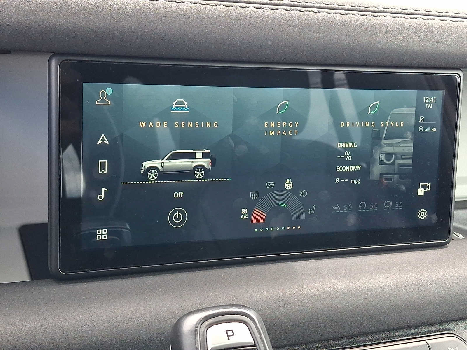 Used 2022 Land Rover Defender 110 X-Dynamic SE AWD/4WD image 32