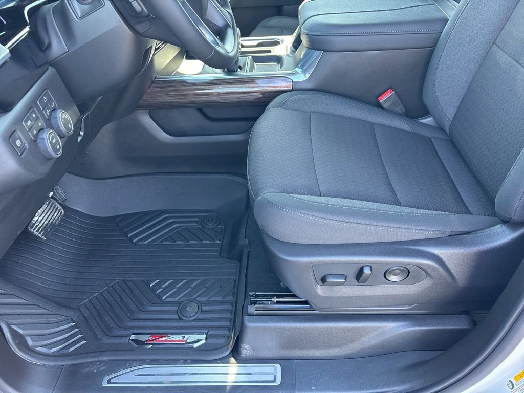 New 2026 Chevrolet Silverado 1500 LT image 14