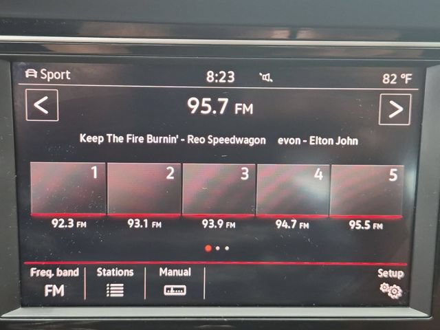 Used 2019 Volkswagen Jetta GLI FWD image 23