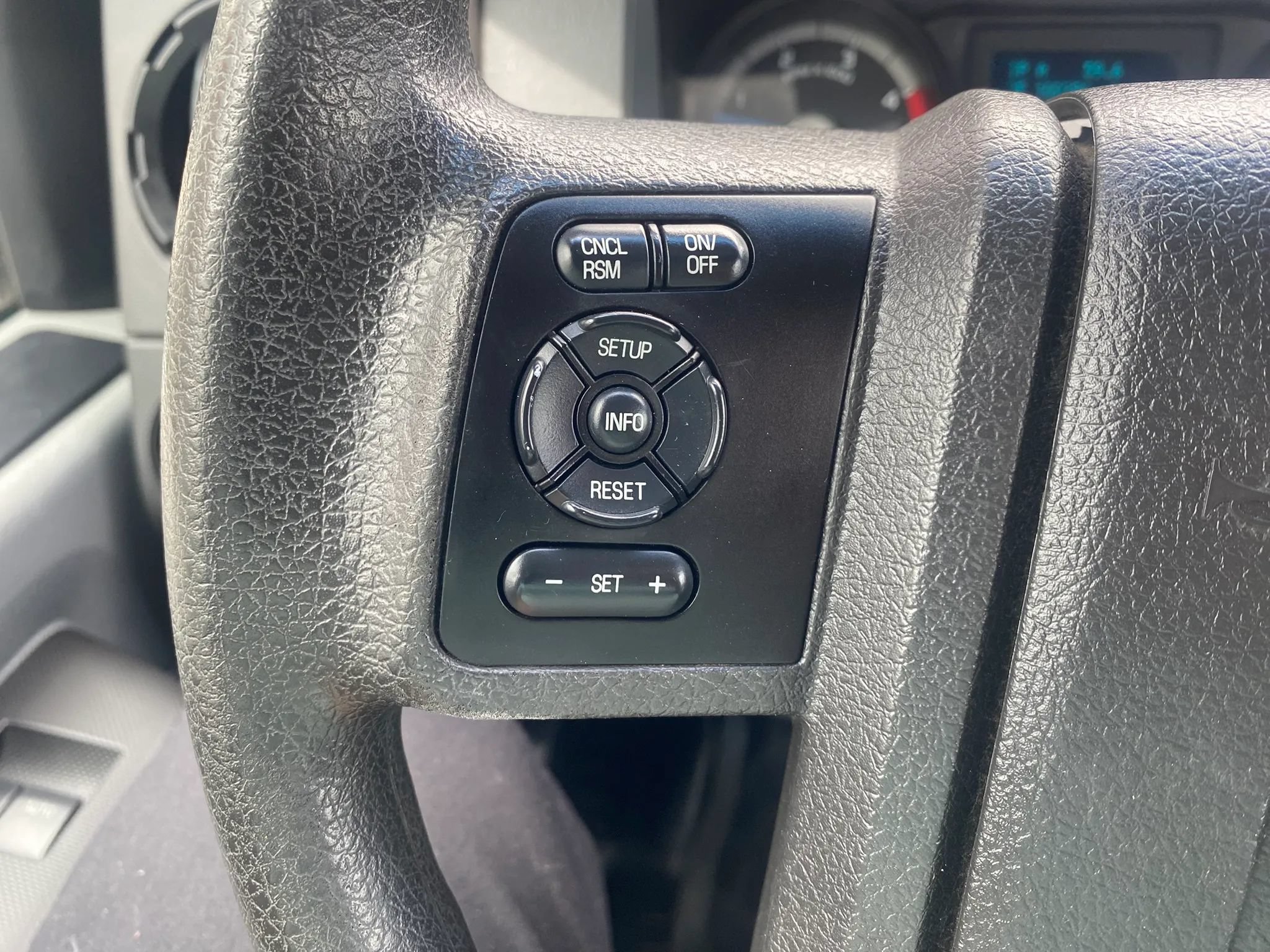 Used 2014 Ford F550 4x4 Regular Cab Super Duty image 19