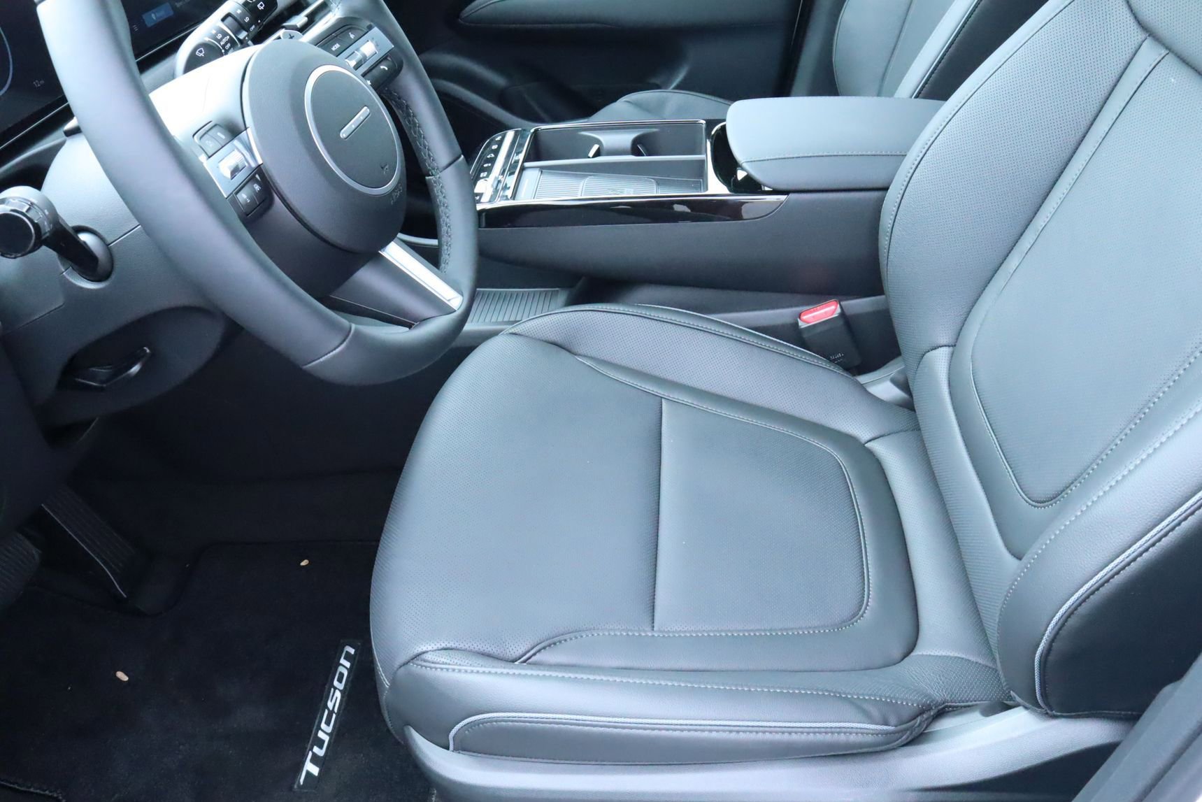 New 2026 Hyundai Tucson Limited image 17