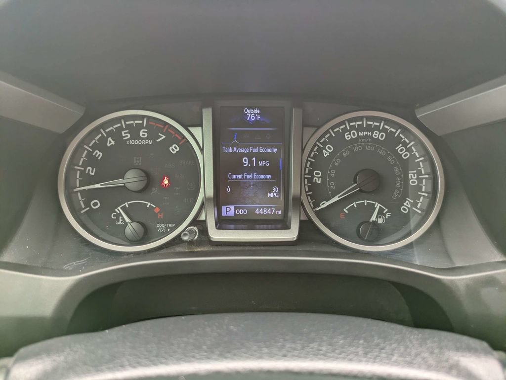Used 2021 Toyota Tacoma SR5 RWD image 30