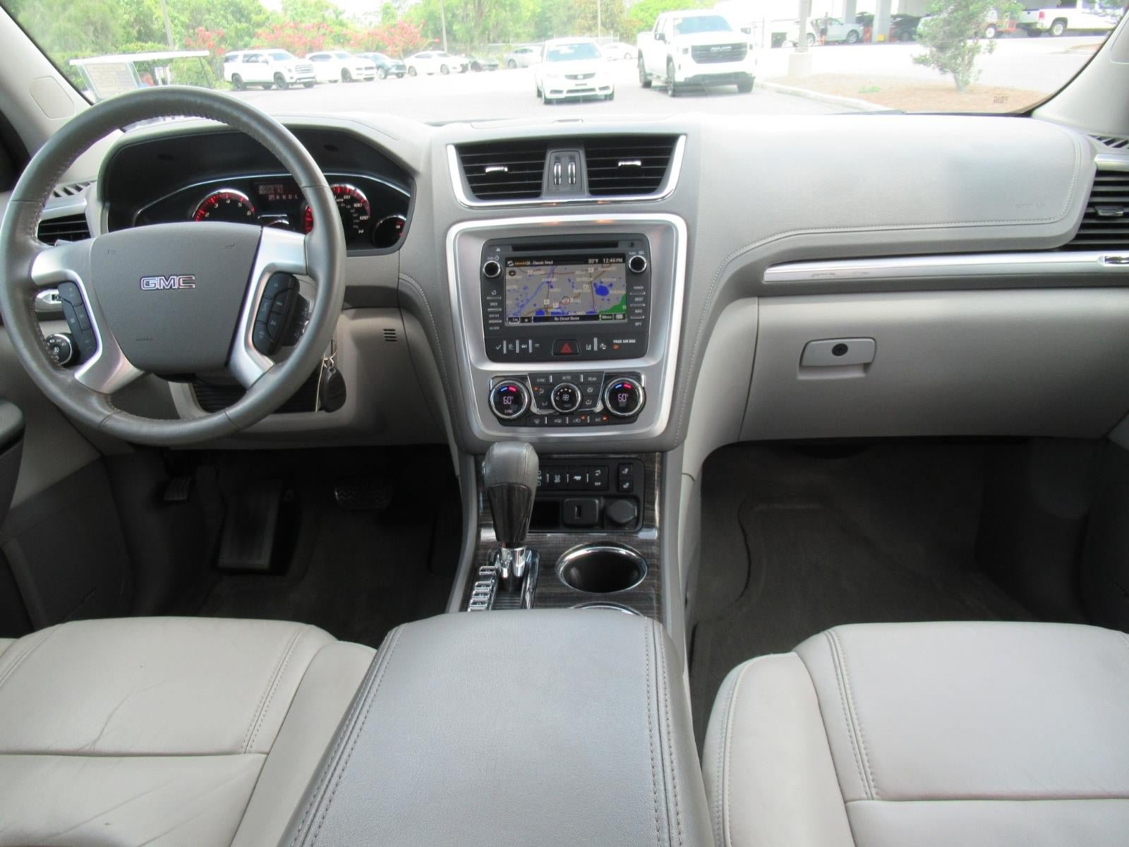 Used 2016 GMC Acadia SLT w/ Open Road Package FWD image 12
