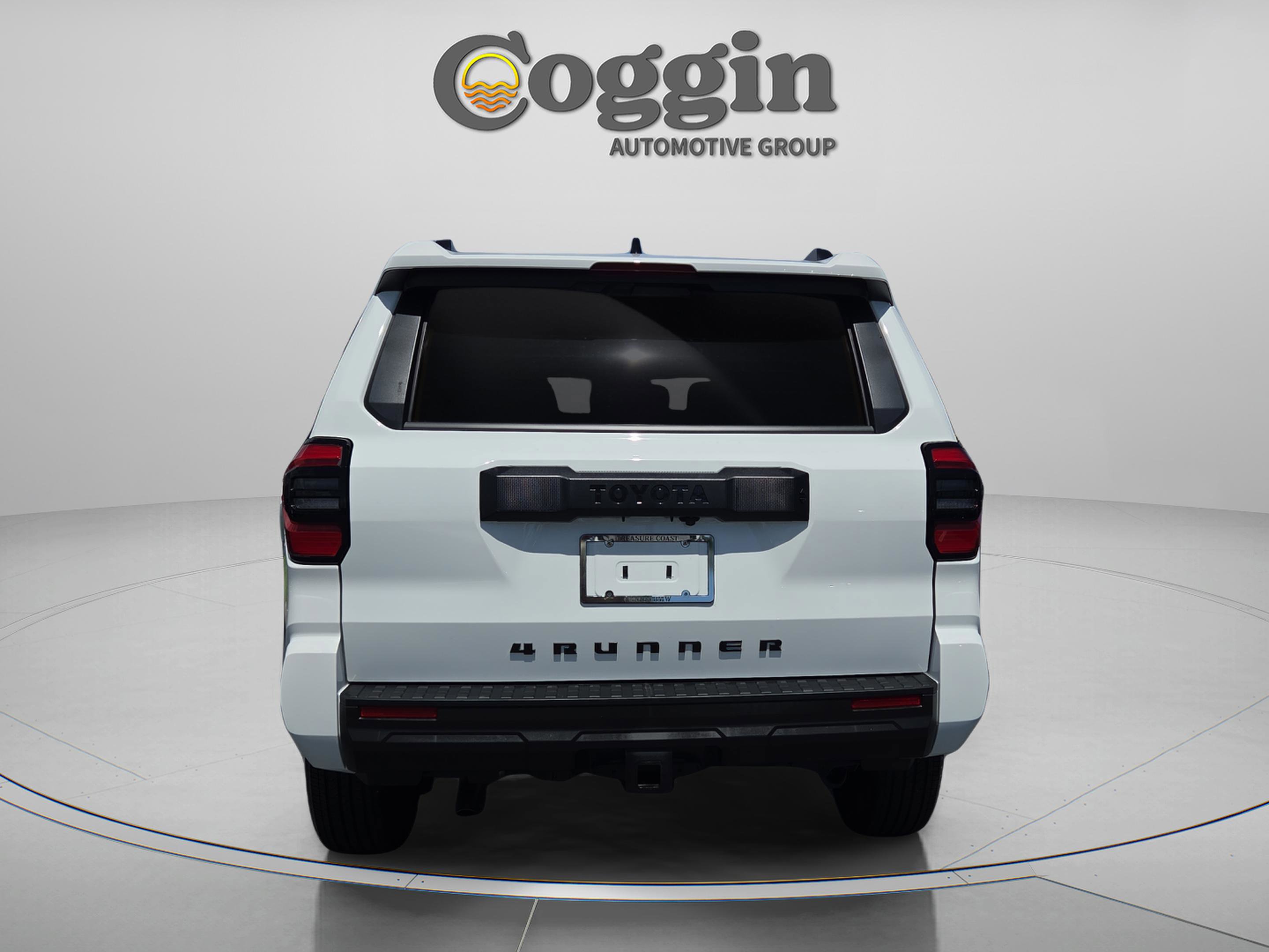 Used 2025 Toyota 4Runner SR5 image 4