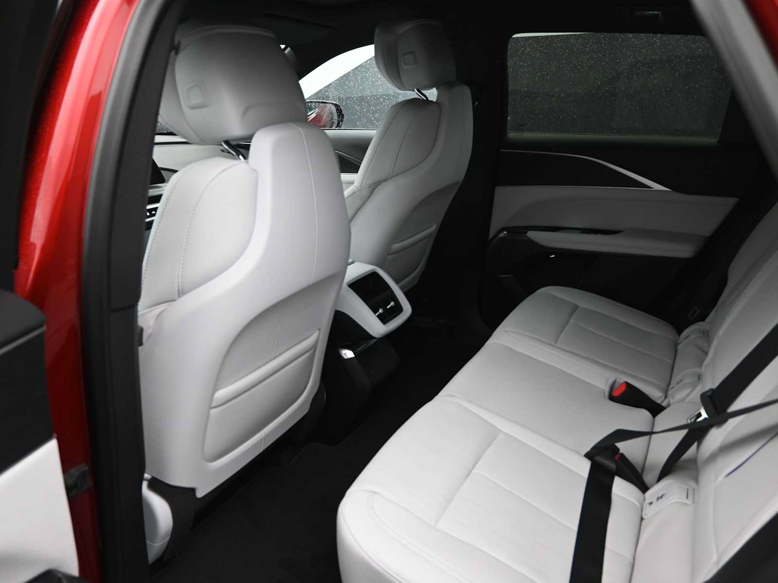 New 2025 Cadillac Lyriq Sport AWD/4WD image 21