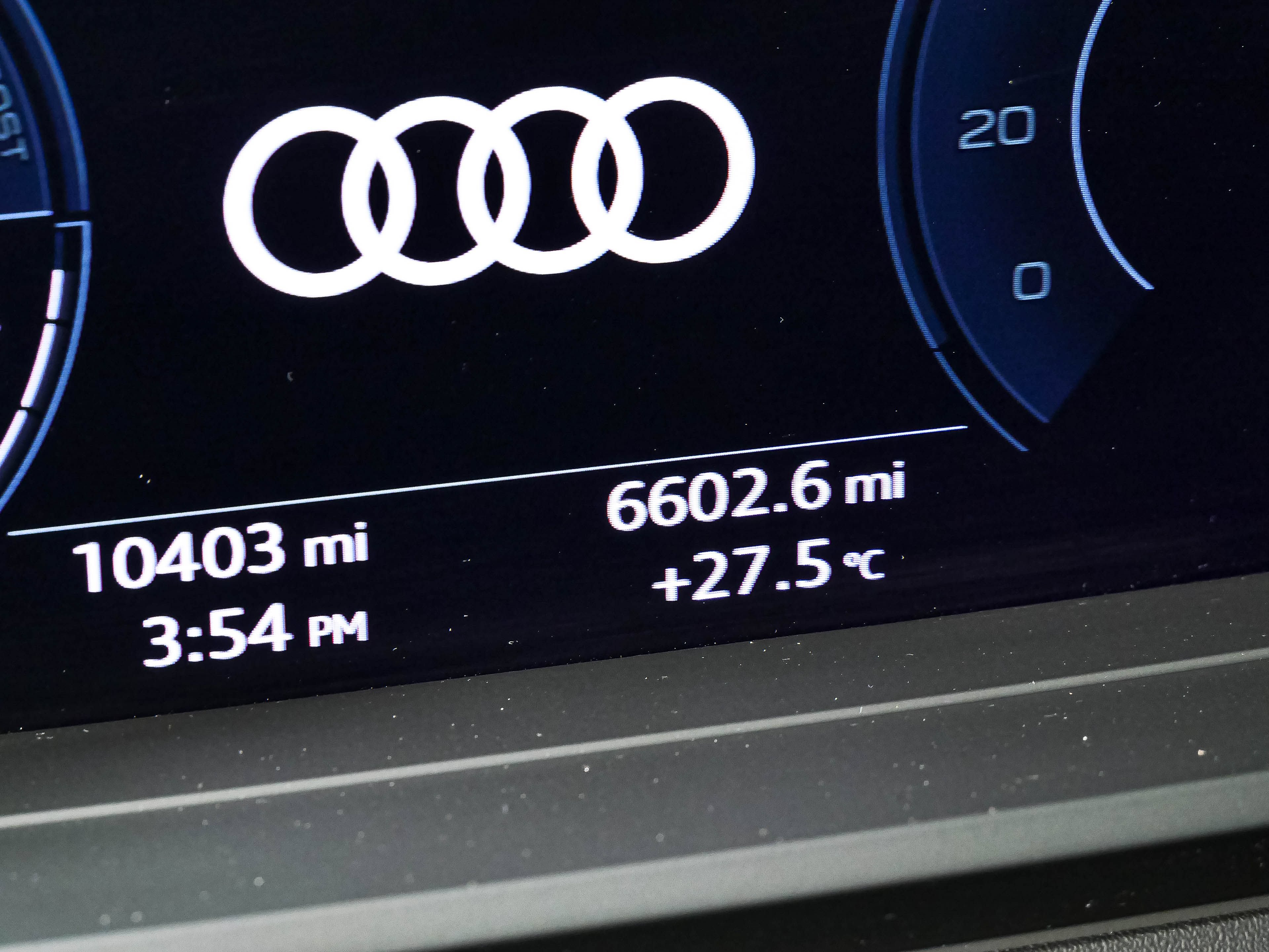 Used 2023 Audi Q4 e-tron Premium Plus w/ Premium Plus AWD/4WD image 7