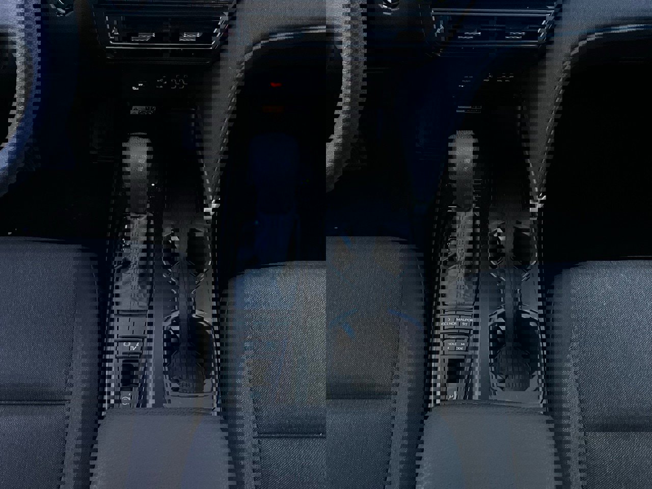 Used 2025 Toyota Camry LE image 14