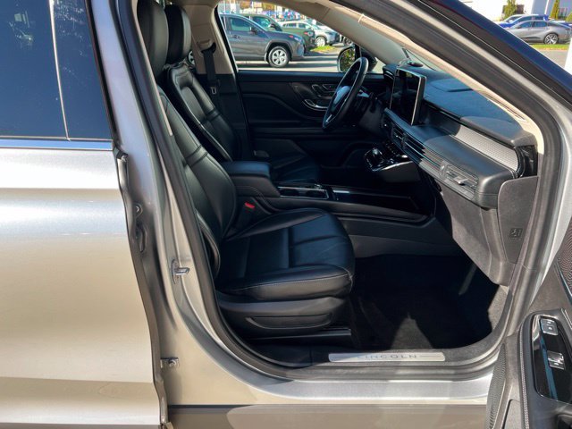 Used 2024 Lincoln Corsair AWD w/ Equipment Group 101A image 39