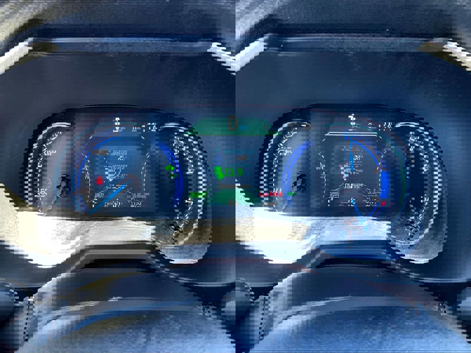 Used 2025 Toyota RAV4 XLE image 25