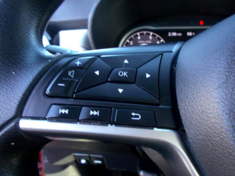 Used 2021 Nissan Versa SV image 14