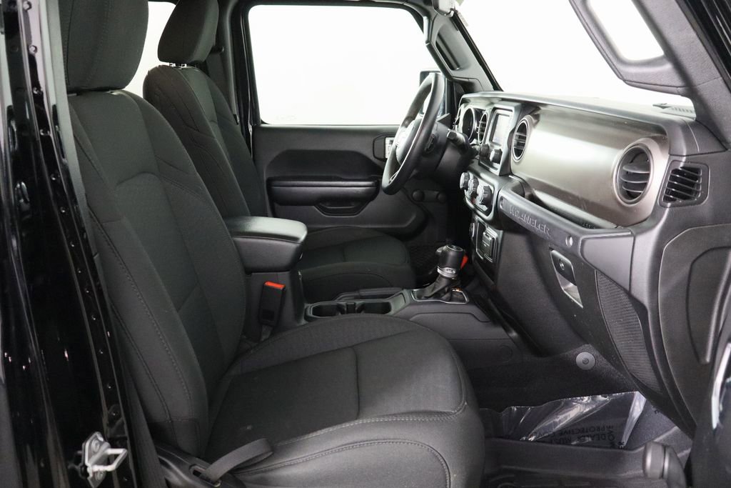 Used 2020 Jeep Wrangler Unlimited Sport image 19