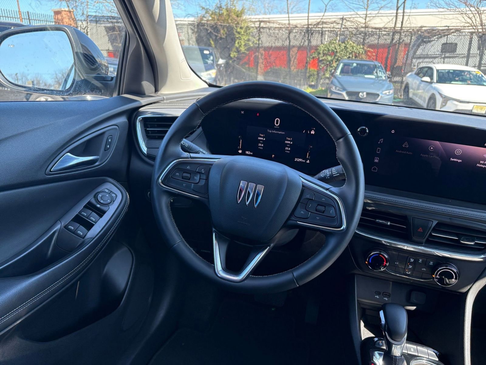 Used 2025 Buick Encore GX Preferred image 33