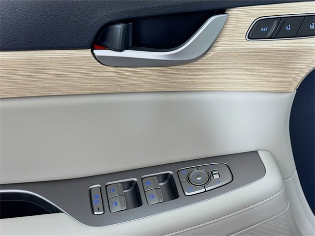 Used 2025 Hyundai Palisade Limited image 14