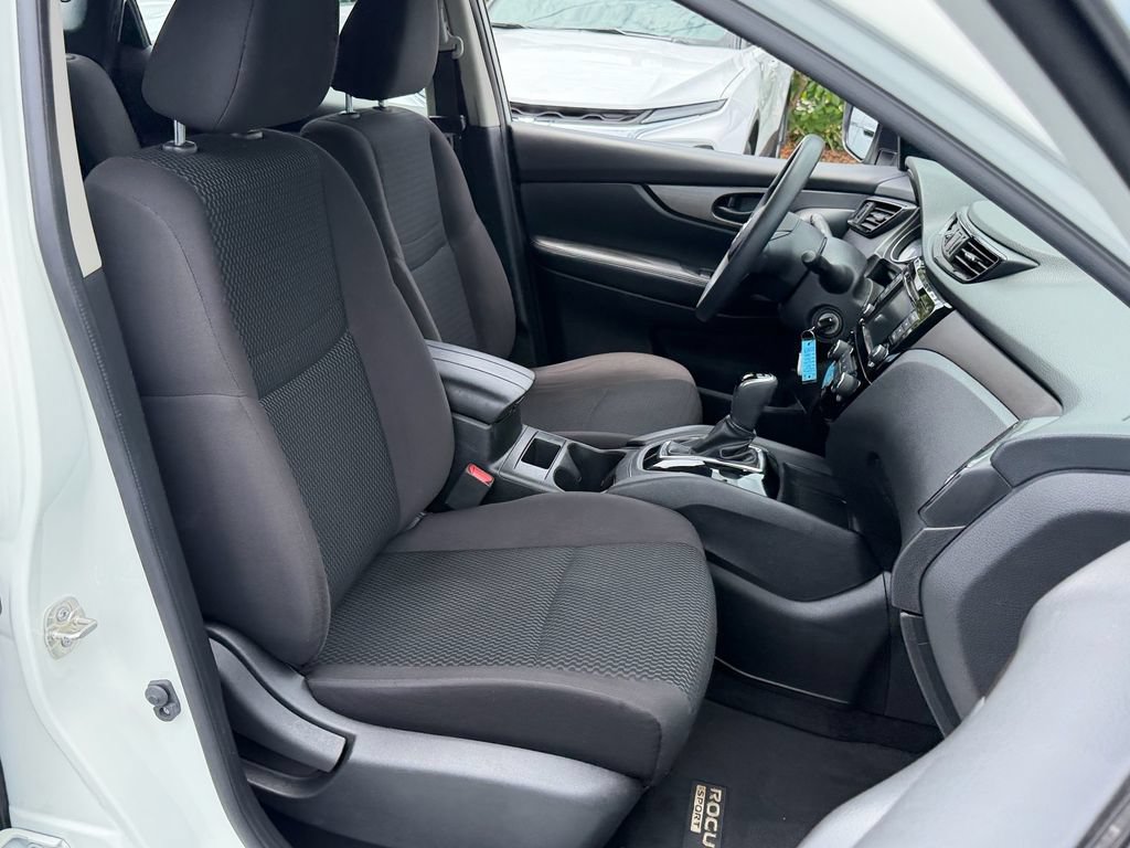 Used 2019 Nissan Rogue Sport S AWD/4WD image 19