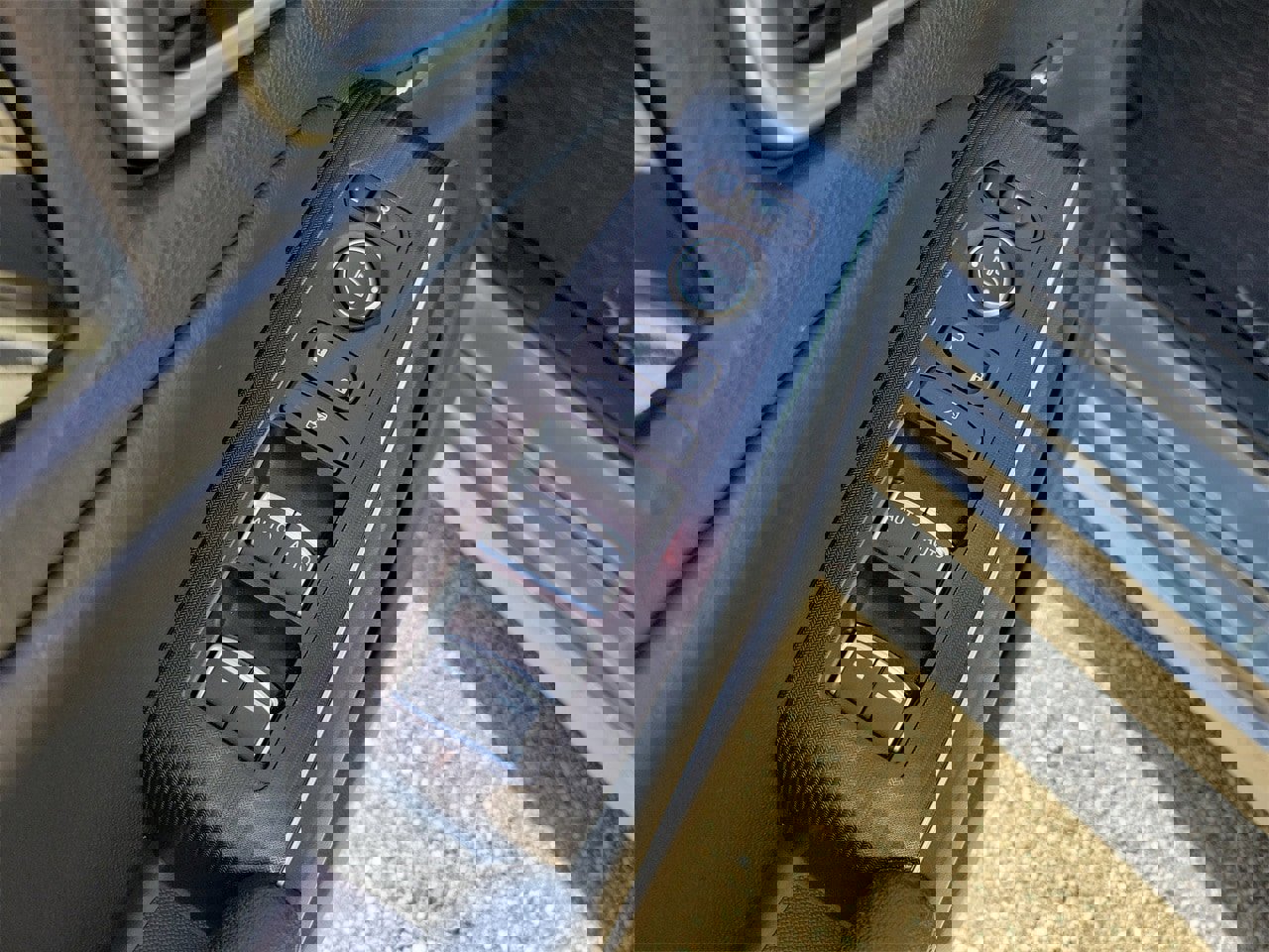 Used 2023 Honda Civic Touring image 14