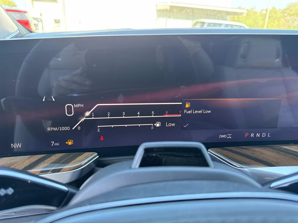 New 2026 Cadillac Escalade ESV Platinum Sport w/ LPO, ONYX Package image 28