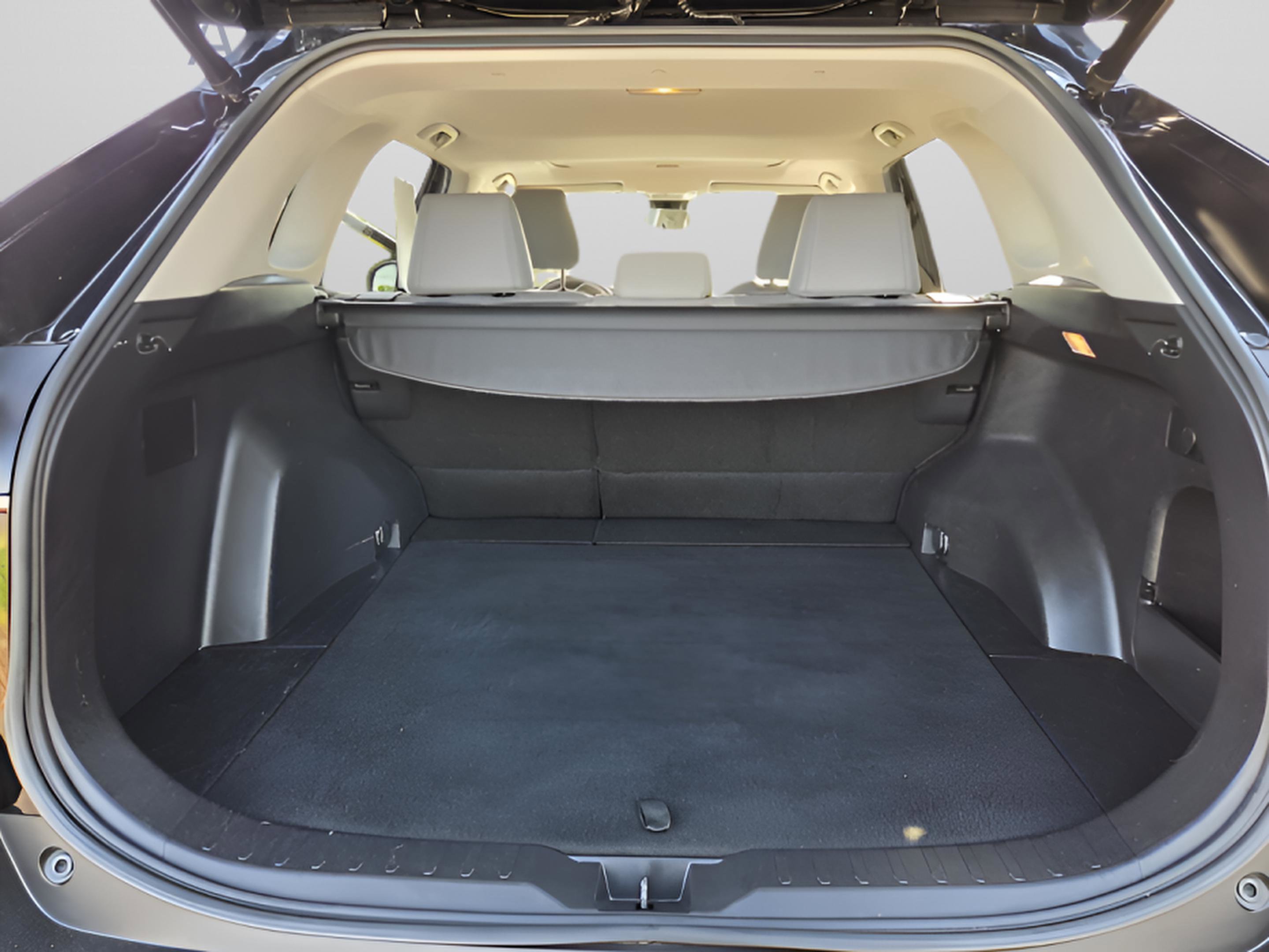 Certified 2021 Toyota RAV4 XLE Premium FWD image 28