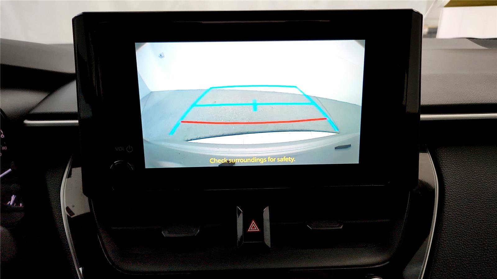 Used 2023 Toyota Corolla LE image 31