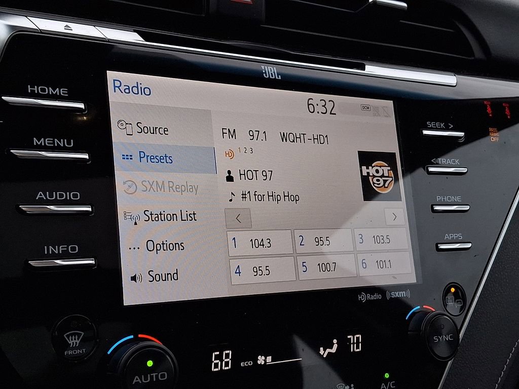 Used 2018 Toyota Camry XSE w/ Audio Package FWD image 14