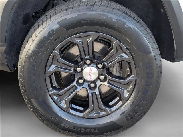 Used 2024 GMC Canyon Elevation image 22