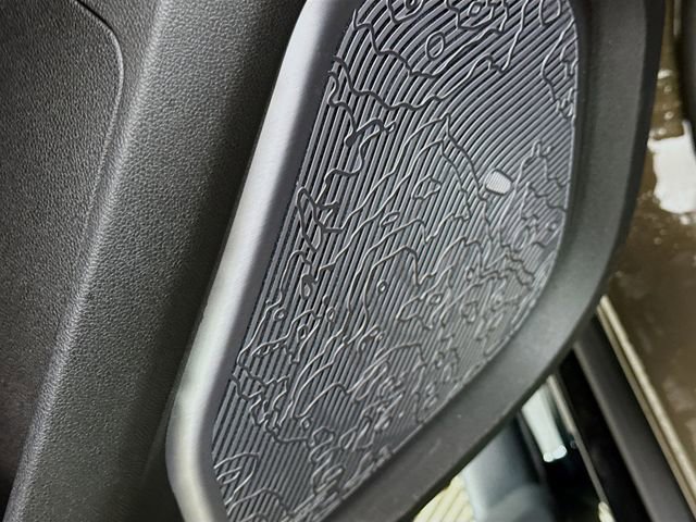 Used 2025 GMC Hummer EV 2X w/ Extreme Off-Road Package image 22