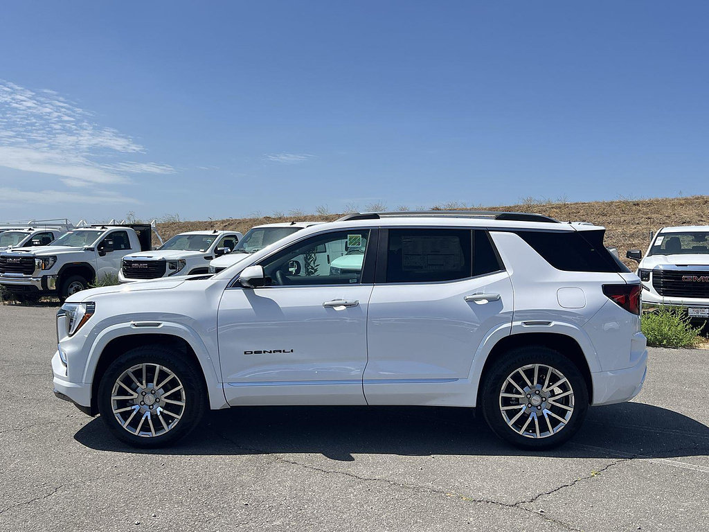 New 2027 GMC Terrain Denali w/ LPO, Black Badging Package AWD/4WD image 6