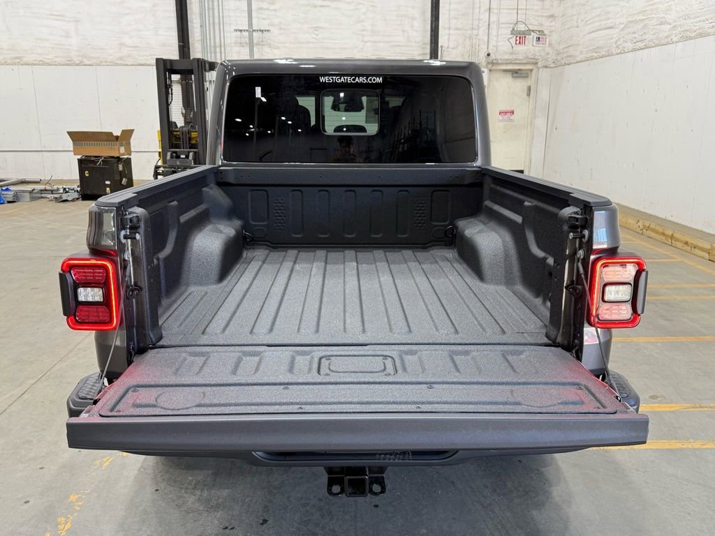 New 2026 Jeep Gladiator Mojave image 15