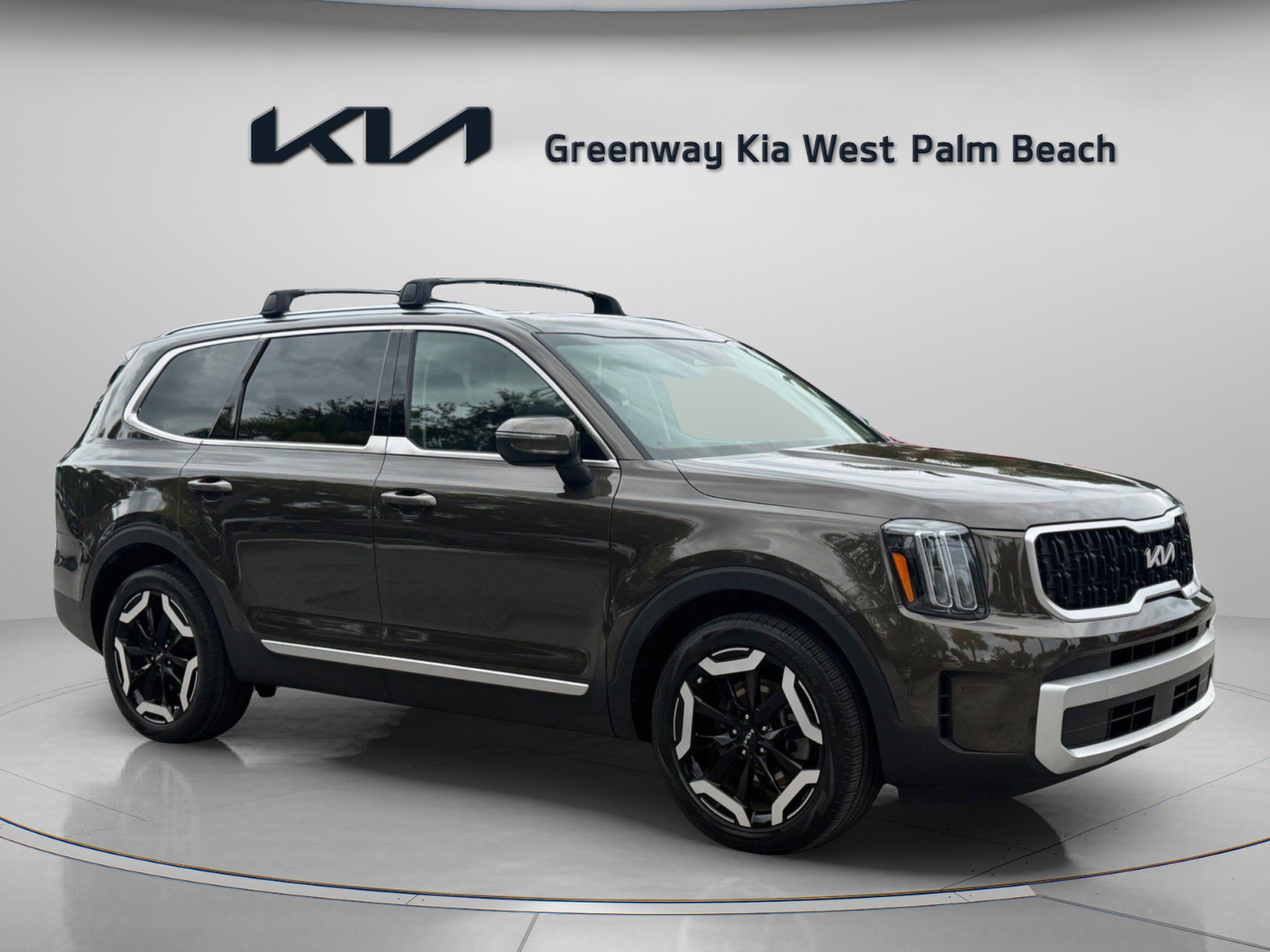 Certified 2024 Kia Telluride EX FWD image 1
