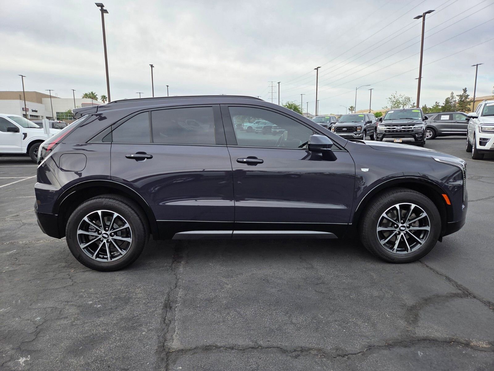 Used 2024 Cadillac XT4 Sport w/ Cold Weather Package image 7