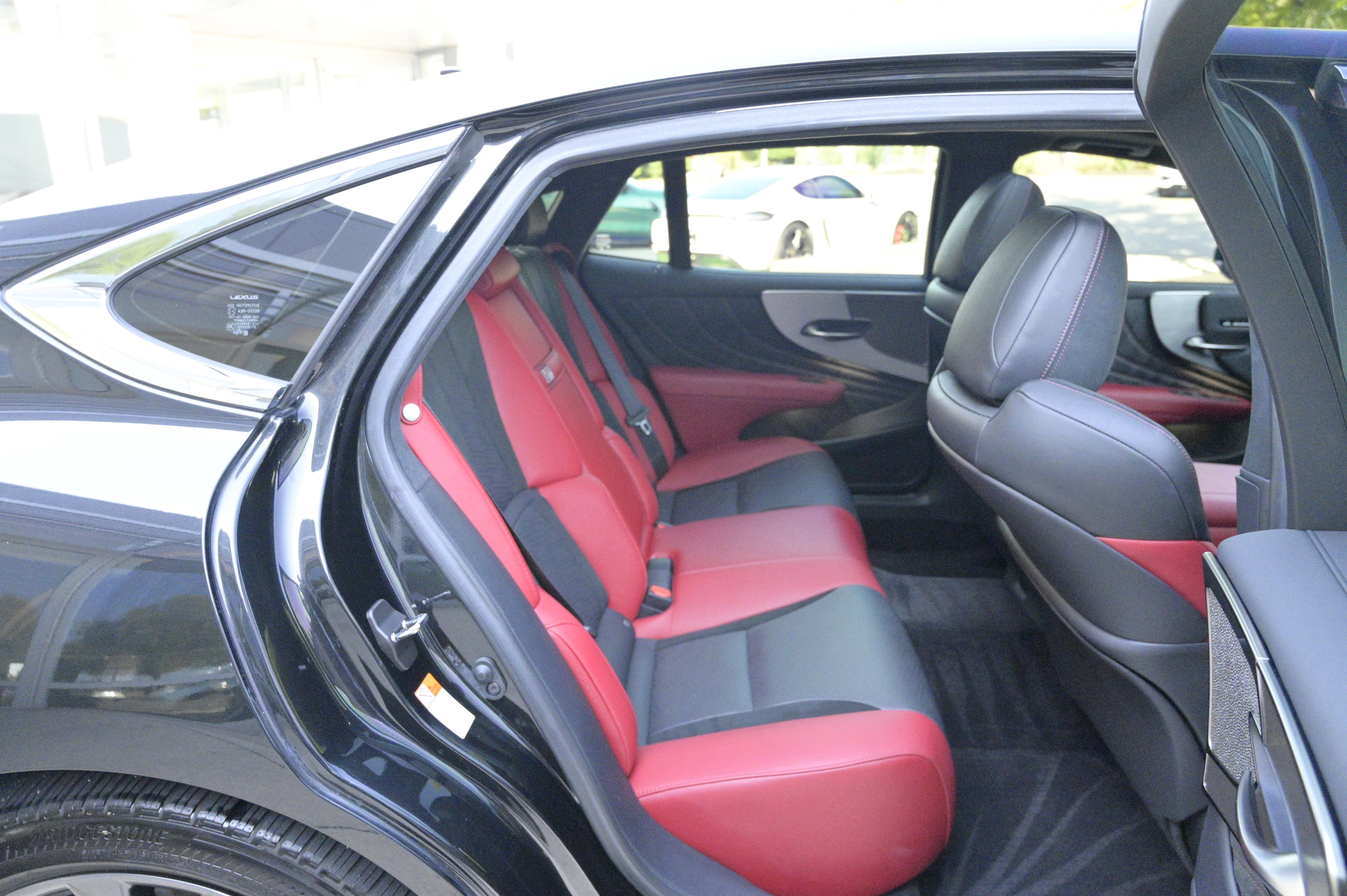 Used 2024 Lexus LS 500 F Sport image 46