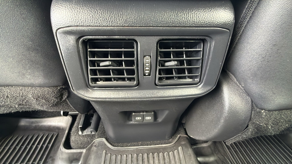 Used 2024 Toyota RAV4 XLE Premium FWD image 28