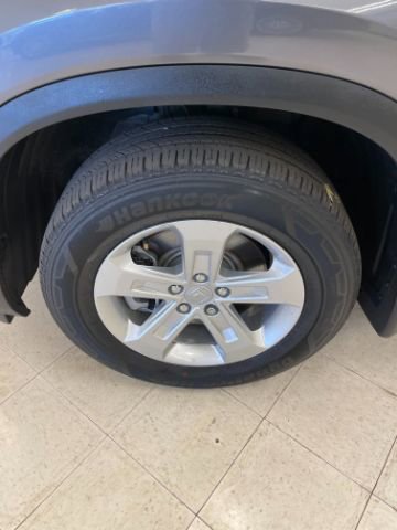 Used 2024 Honda Pilot LX image 24