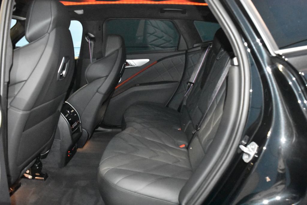 Certified 2024 BMW XM AWD/4WD image 20