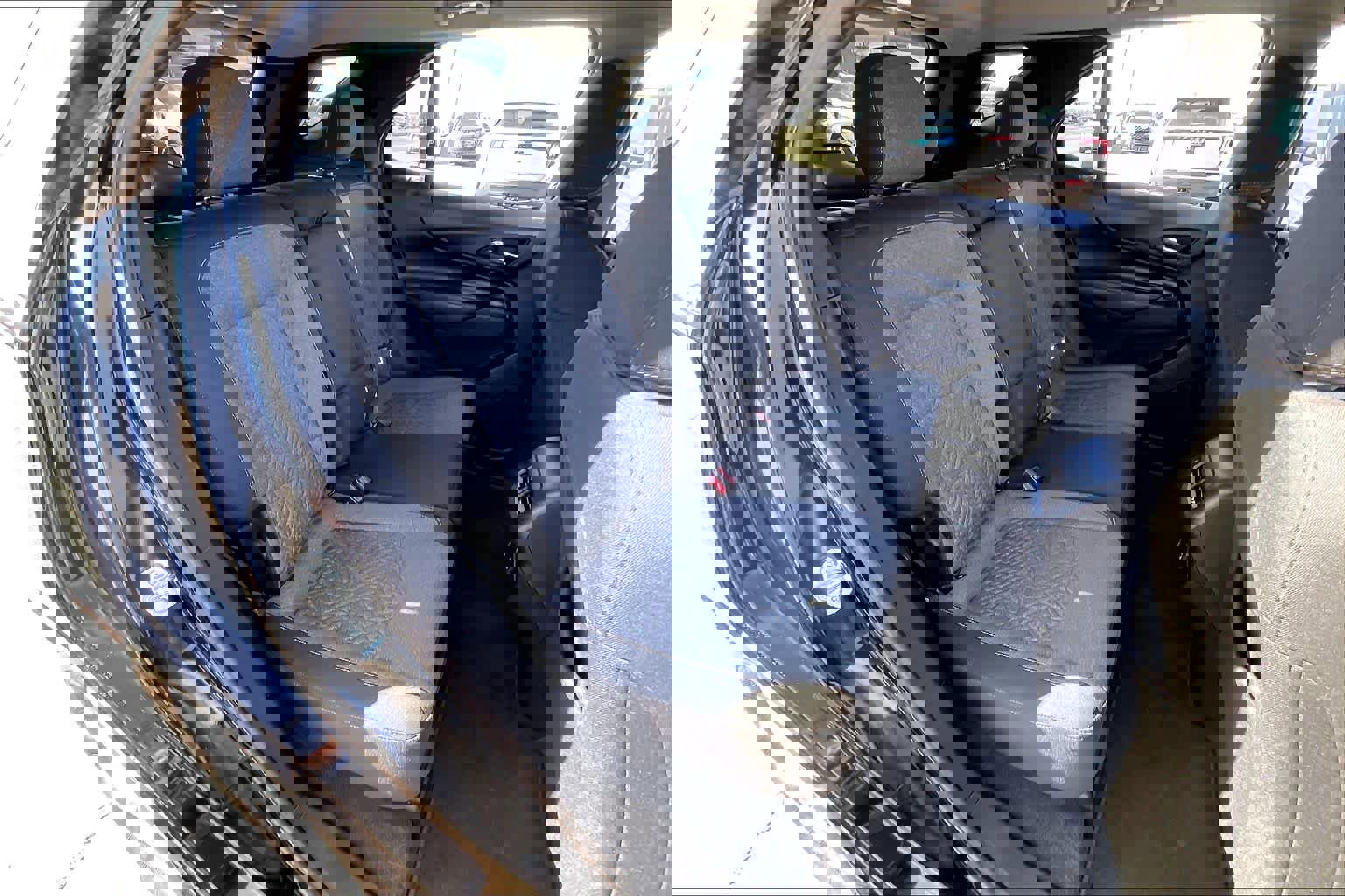 Used 2024 Chevrolet Equinox LT image 21