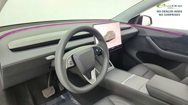 Used 2026 Tesla Model Y 2WD image 16