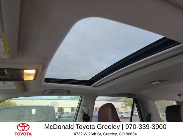 Used 2015 Toyota 4Runner Limited AWD/4WD image 4