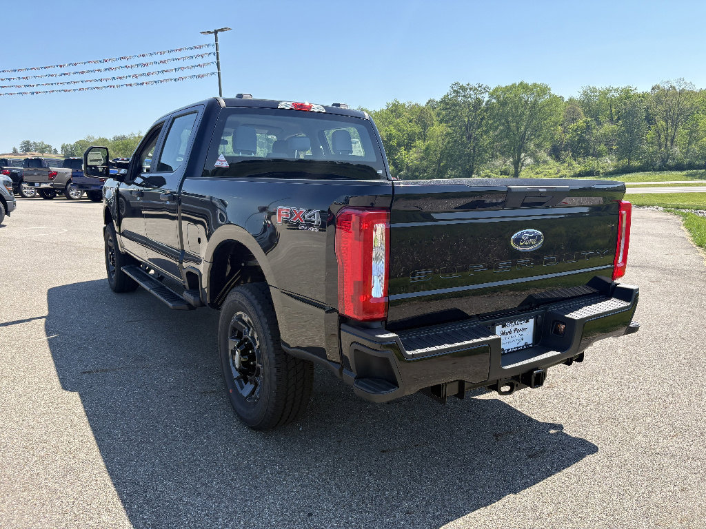 New 2026 Ford F250 XL AWD/4WD image 3