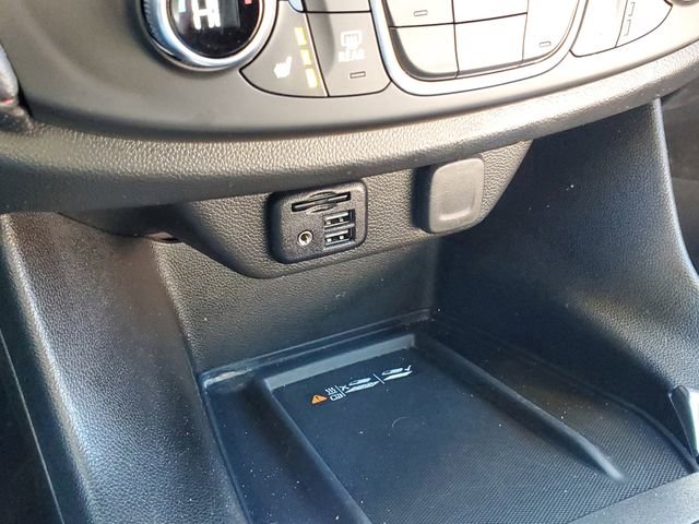 Used 2023 Chevrolet Traverse RS w/ LPO, Floor Liner Package image 33