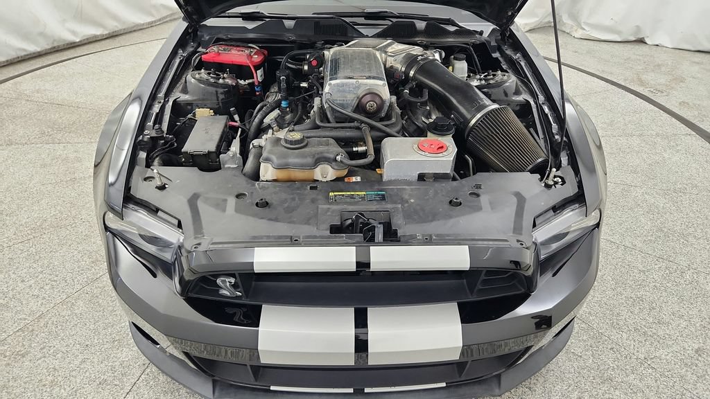 Used 2010 Ford Mustang Shelby GT500 RWD image 67
